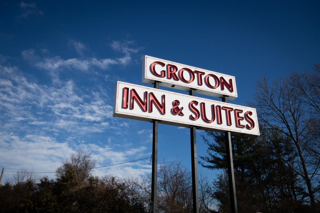 Groton Inn & Suites Dış mekan fotoğraf